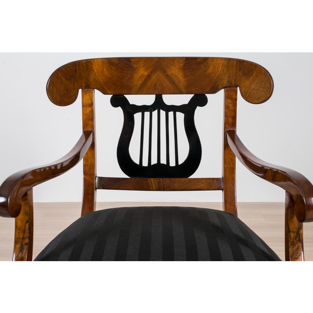 Antique German Biedermeier Armchairs in Walnut, 1800s, Set of 2 For Sale - Image 12 of 16
