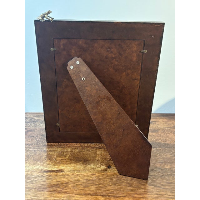 Vintage Coastal Coconut Shell and Brass Frog Picture Frame For Sale In Miami - Image 6 of 8