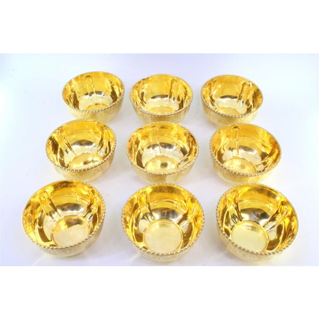 Washbasins in Gilded Silver with Engraved Plant Motifs and Beads, Set of 9 For Sale - Image 5 of 6