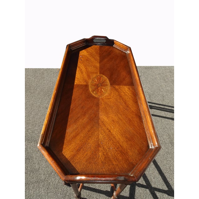 Vintage French Provincial Drexel Heritage Coffee Table W Center Decorative Onlay For Sale In Los Angeles - Image 6 of 11