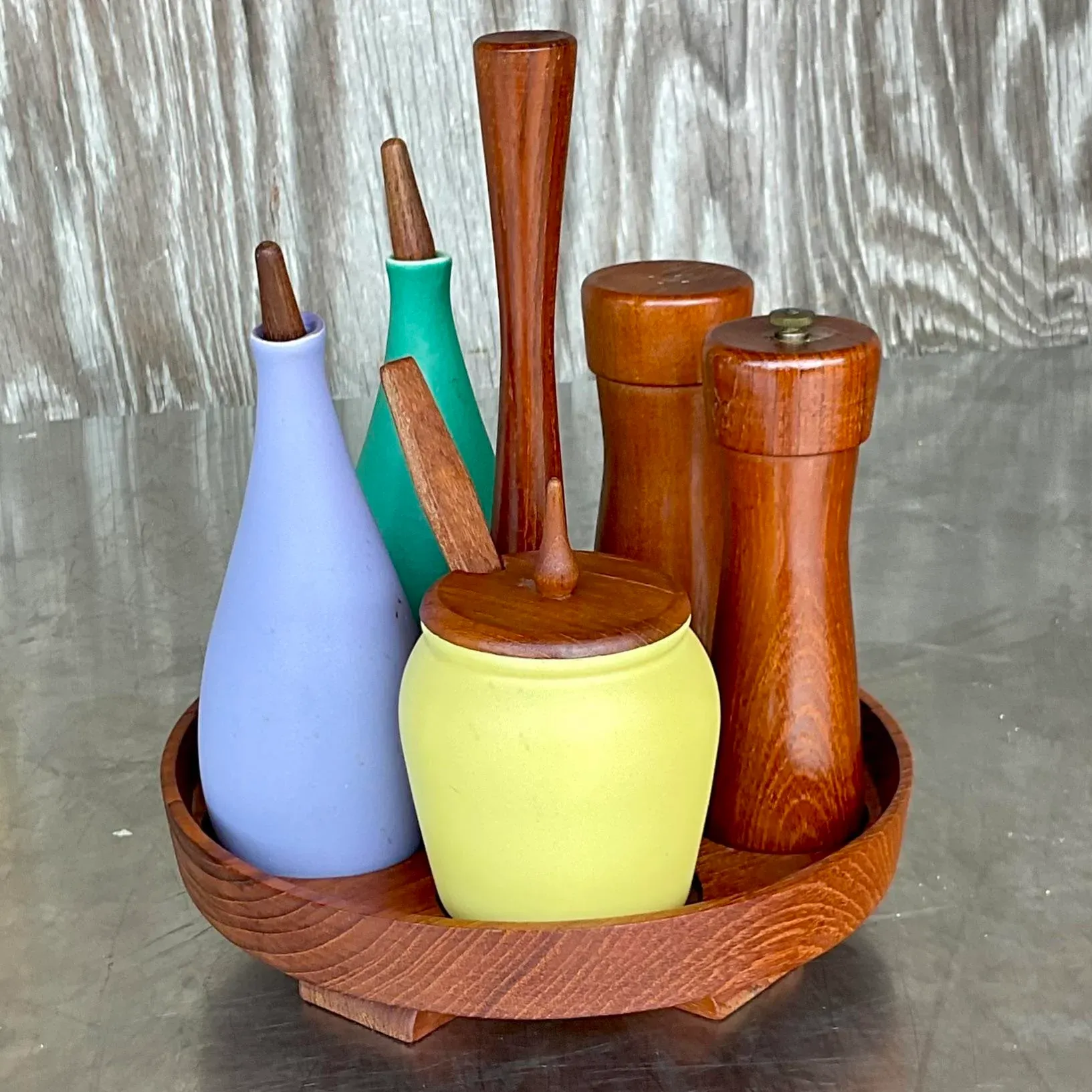 mid-20th-century-vintage-mcm-