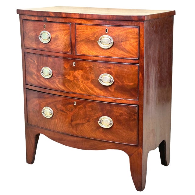Small 19th Century Bowfront Chest of Drawers, 1850s For Sale - Image 10 of 10