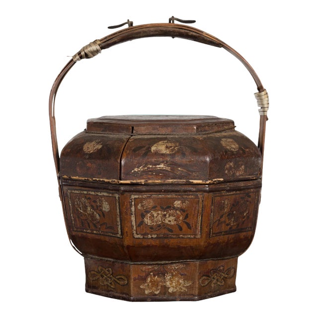 Chinese Antique Lacquered Gift Delivering Basket with Hand Painted Floral Décor For Sale