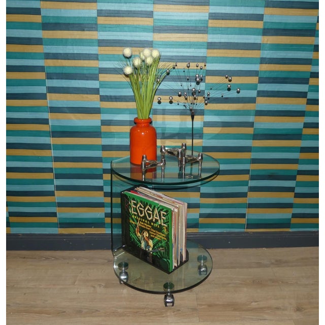Elegant side table on casters Round, beautifully curved, tempered glass Newspaper table / Bar cart / Reading table /...