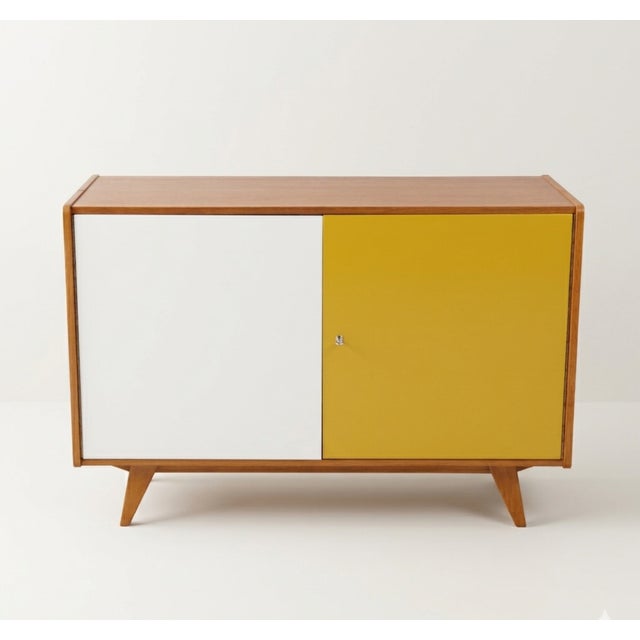 Czech U-450 Sideboard by Jiri Jiroutek for Interiér Praha, 1960s For Sale - Image 4 of 4