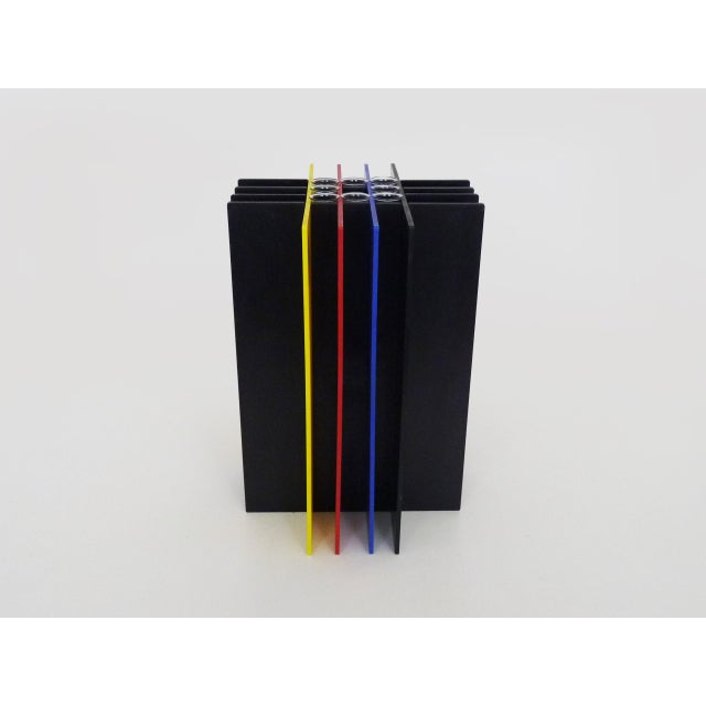 Vase in Acrylic Glass from Reg Design Amsterdam, 1980s For Sale - Image 6 of 11