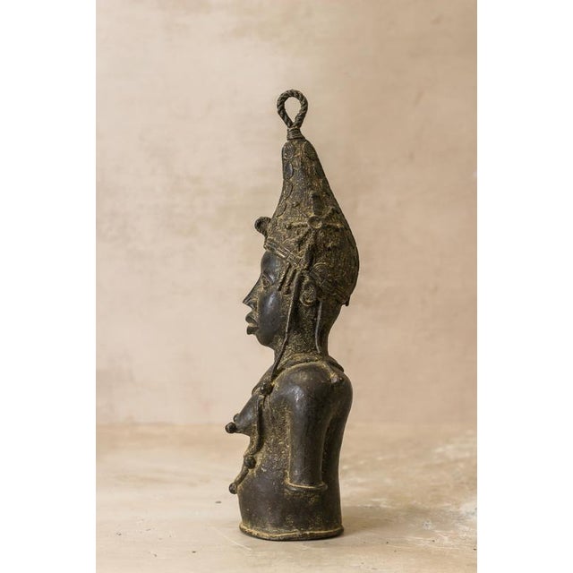 Edo Artist, Benin Bust, Bronze For Sale - Image 4 of 10