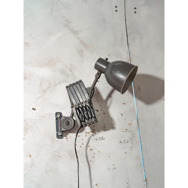 Grey Scissor Wall Lamp by H. Th. J. A. Busquet for Hala Zeist, Netherlands, 1940s For Sale - Image 4 of 15