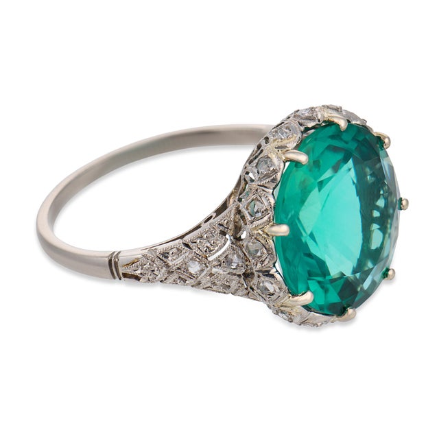 1930s Art Deco Gia 5.45 Carat Emerald Diamond Platinum Cocktail Ring, Size 7.75 For Sale - Image 4 of 6