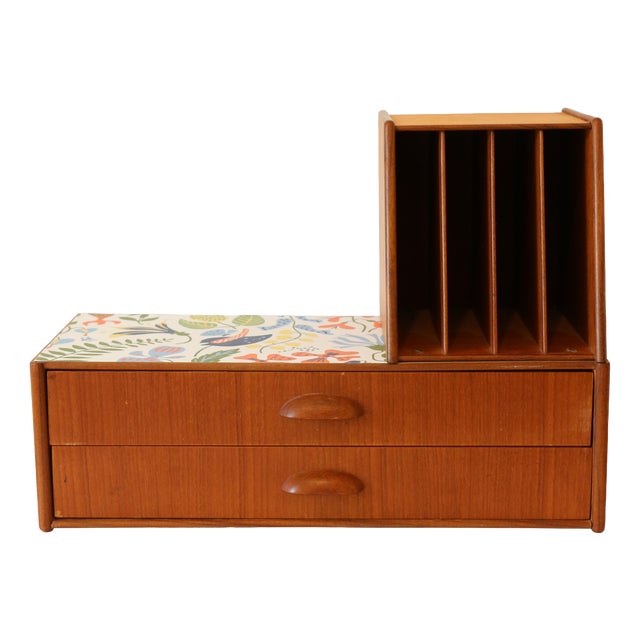 Scandinavian Teak Wall-Mounted Shelf, 1960s For Sale