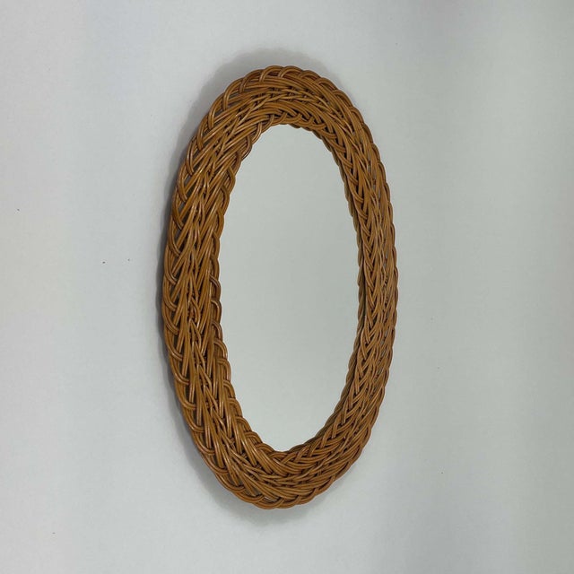 French Riviera Oval Rattan Wall Mirror, France, 1960s For Sale - Image 4 of 12