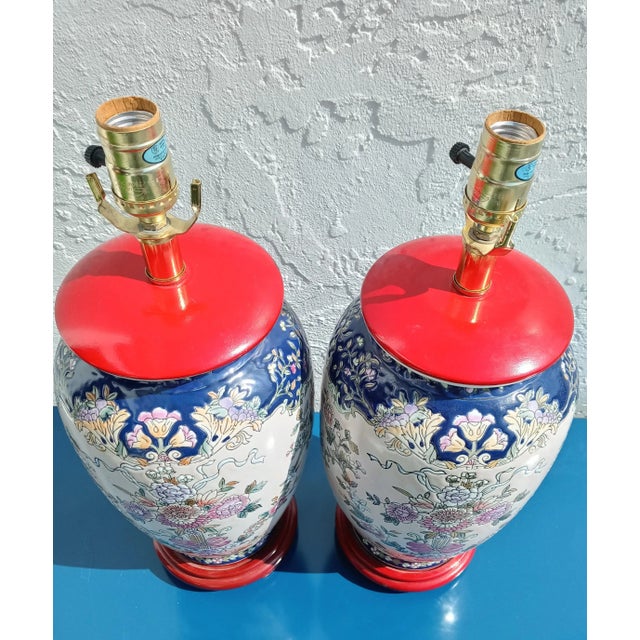 Chinoiserie Vintage Chinoiserie Floral Red Navy Pink Ceramic Table Lamps- a Pair For Sale - Image 3 of 6