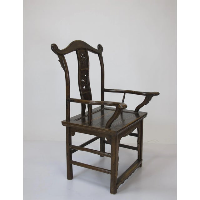 Chinese 1900s Antique Chinese Official Hat Armchair With Carved Back For Sale - Image 3 of 11