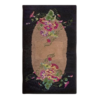 1940s Tan Camel Roses Folk Art Antique American Hooked Rug 3'0" X 5'5" Handknotted Wool Carpet For Sale