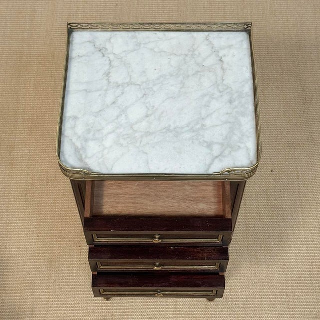 Pair Mid-Century Louis XVI Mahogany End Tables With Carrara Marble For Sale - Image 15 of 16