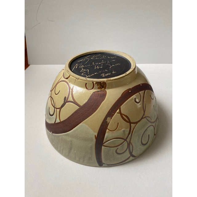 Liz Kinder Abstract Art Pottery Large Decor/Serving Bowl/Dish Summer 2002 For Sale - Image 9 of 10