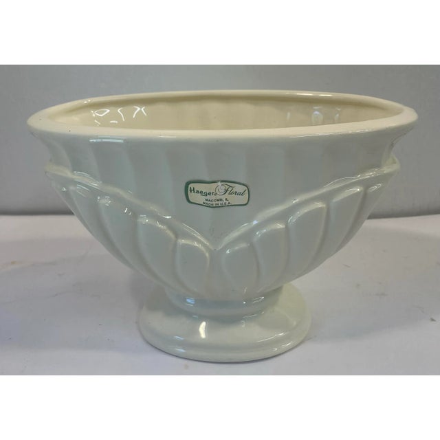 Neoclassical Vintage Haeger Ceramic Neoclassical Planter For Sale - Image 3 of 7