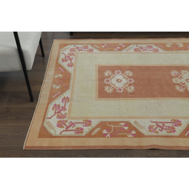 1970s 1970s Vintage Turkish Oushak Handmade Wool Cotton Cream Area Rug For Sale - Image 5 of 11