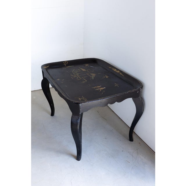 Mid 20th Century Ebonized Chinoiserie Coffee Table With Hand Painted Tole Top For Sale - Image 5 of 9