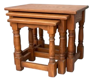 Vintage Solid Oak Nesting Tables With Turned Legs, Set of 3