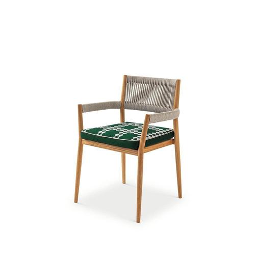 Cassina Dine Out Outside Chairs by Rodolfo Dordoni for Cassina, Set of 4 For Sale - Image 4 of 9