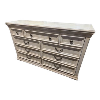 Bernhardt Light Wood Nine Drawer Dresser For Sale