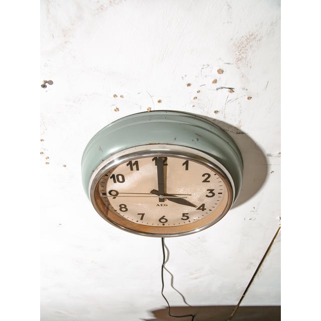 Metal Industrial Green Wall Clock from Aeg, Germany, 1960s For Sale - Image 7 of 14
