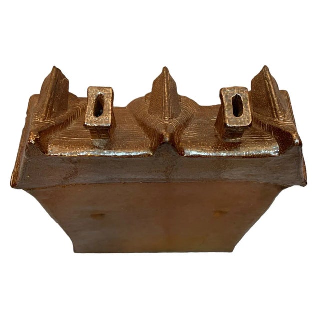 Early 19th Century English Wall Hanging Pottery Cistern For Sale - Image 4 of 13