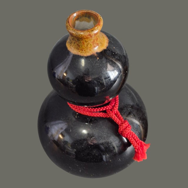 Late 20th Century Asian Japanese Brown Pottery Sake "Tokkuri" Gourde Shaped Decanter For Sale - Image 6 of 8