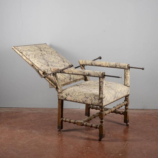 Antique 19th Century Gynecologist's Reclining Chair For Sale - Image 3 of 18