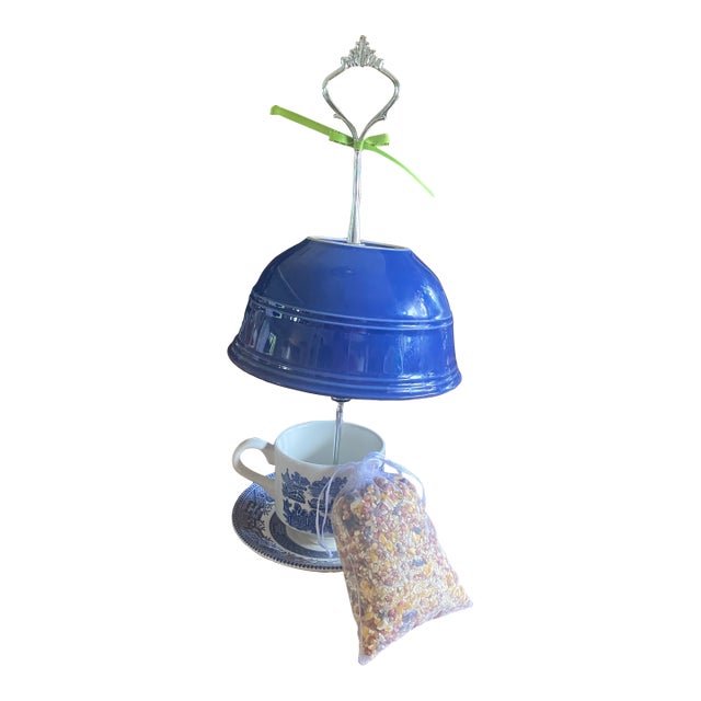 Churchill Blue Willow Teacup Bird Feeder For Sale