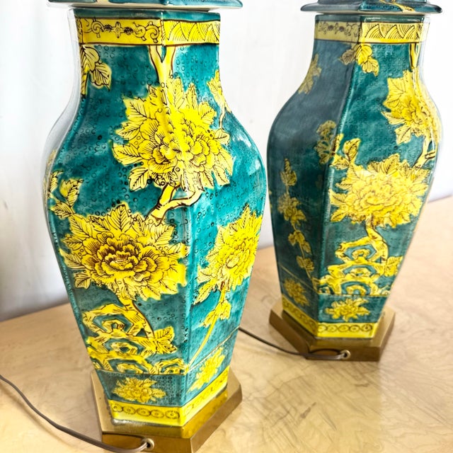 Mid 20th Century Chinoiserie Blue and Yellow Porcelains Table Lamps - A Pair For Sale - Image 5 of 10