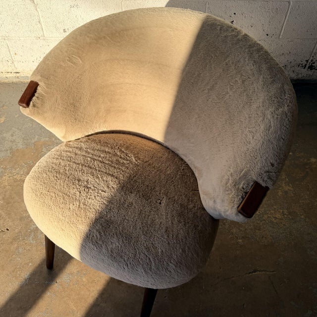 Vintage Danish 1950s Mid-Century Bent Møller Jepsen Attributed Lounge Chair, Beige Fur-Like Upholstery For Sale - Image 9 of 18