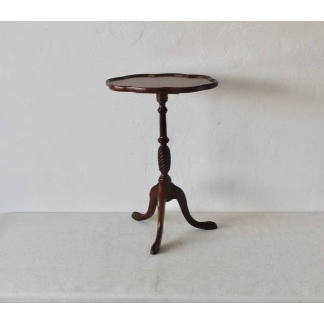 Vintage scalloped oval Cherry accent table Candle Stand by Brandt. This oval accent table or candle stand features a...