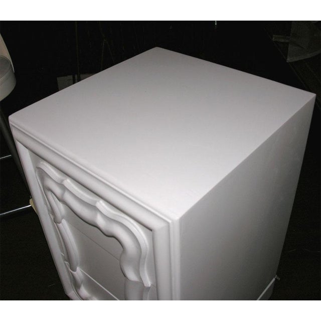 Wood 1940s Vintage Dorothy Draper Style Chest For Sale - Image 7 of 9