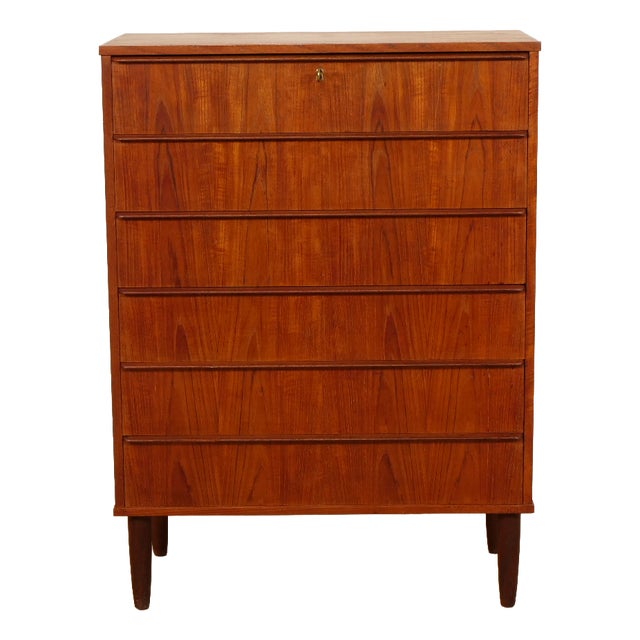 Vintage Danish Chest of Drawers in Teak For Sale