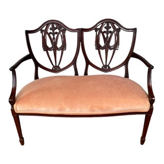1920s Vintage Hepplewhite Double Shield Back Settee For Sale