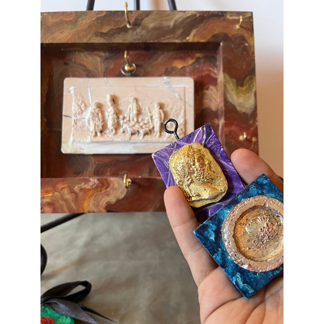 Italian Grand Tour Style Faux Marble Specimen Gilded Classical Intaglio Collection For Sale - Image 11 of 15