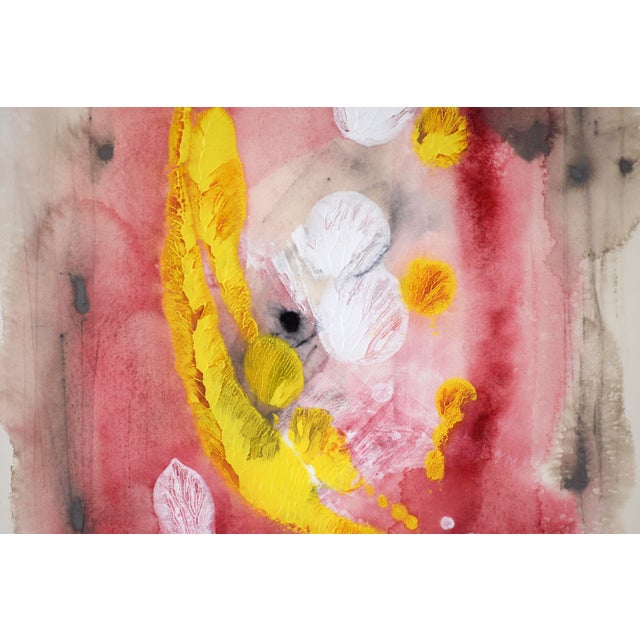 Abstract Expressionism Falling Feathers in Yellow and White Abstract Expressionist in Acrylic on Paper by Ricardo De Silva For Sale - Image 3 of 6