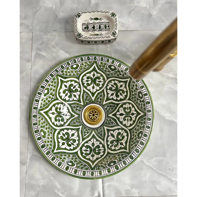 Handcrafted Moroccan 14" Green Ceramic Sink - Undermount Elegance Enhance your bathroom's beauty with our 14-inch...