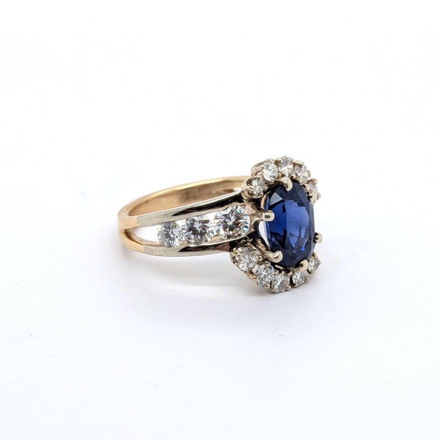 Stone Information - --------------------------------------------- Primary Stone(s): Sapphire - Stone Grading: - Origin:...