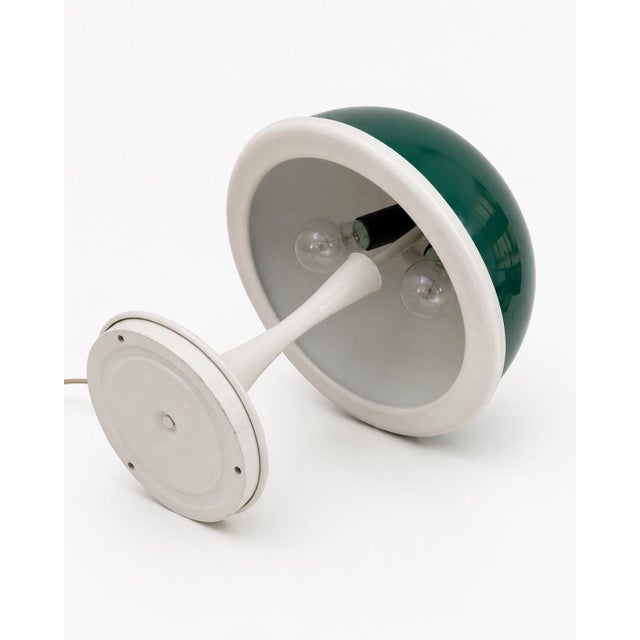 Mushroom-Shaped Table Lamp in Green Methacrylate by Lyma, 1960s For Sale - Image 5 of 10