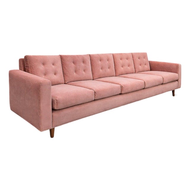 “Rectangular” Four-Seat Sofa in Hardwood & Antique Rose Velvet by Joaquim Tenreiro, Brazil, 1950s - Lot 501 For Sale
