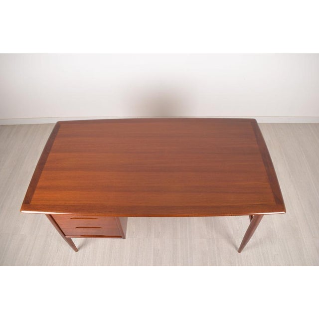 Vintage Writing Desk, Italy, 1960 For Sale - Image 10 of 15