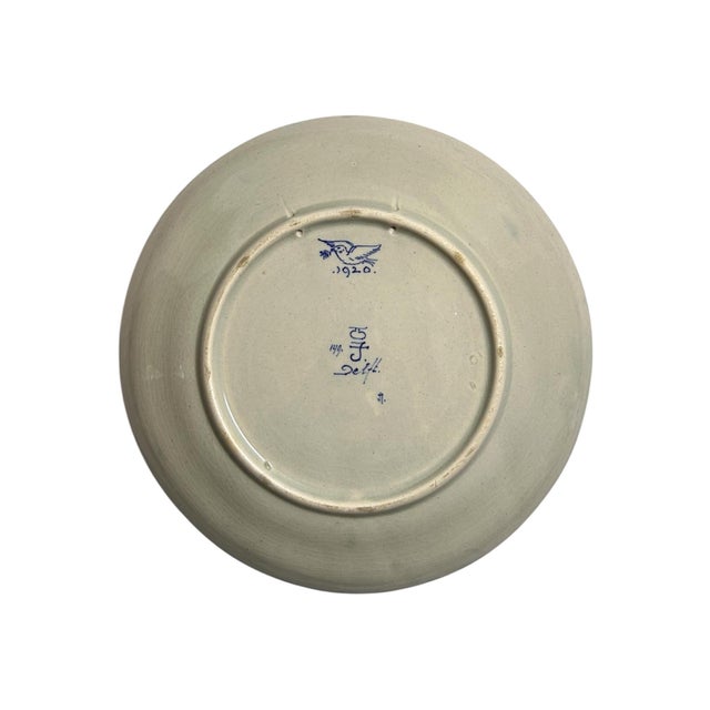 Vintage Hand-Painted Vredesjaar Plates from Royal Delft, 1920, Set of 2 For Sale - Image 14 of 18