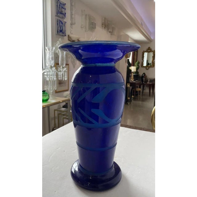 This stylish and chic Art Deco vase was created sometime in the late 1920s to the 1930s. The piece was created by David...