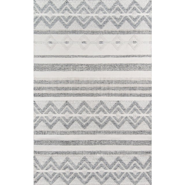Momeni Contemporary Indoor/Outdoor Hermosa Rug in Ivory, 7'9" x 9'9" For Sale