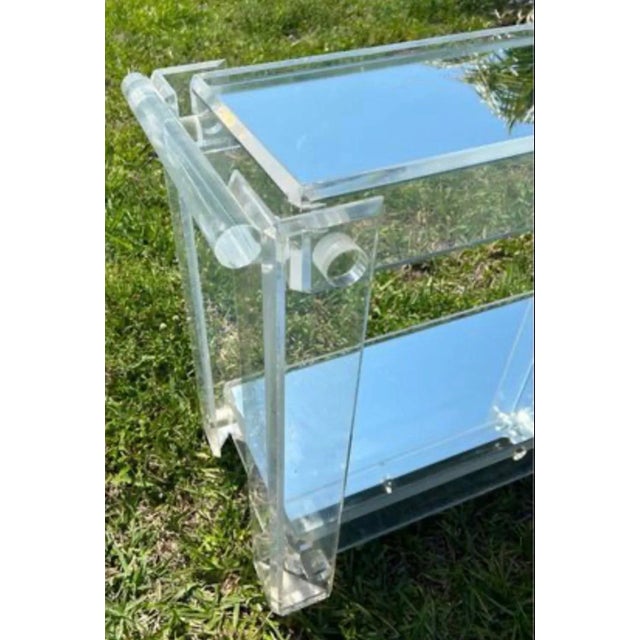 Glass Lucite Bar Cart Rolling 1970s Hollywood Regency For Sale - Image 7 of 7