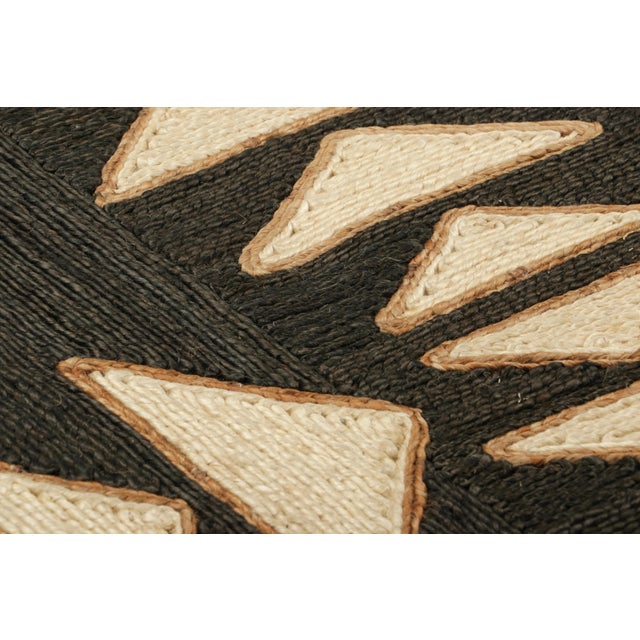 Looking for a custom size? For more information on customization capabilities, please reach out to custom@chairish.com....