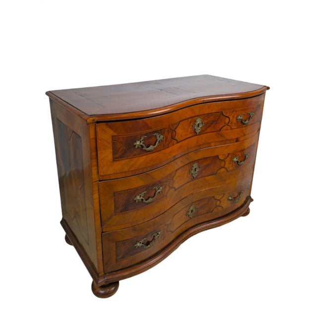 Baroque 18th Century Baroque Serpentine-Front Chest of Drawers, Germany For Sale - Image 3 of 11